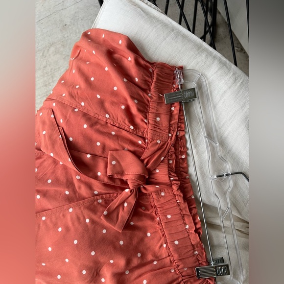 MADEWELL Drapey Pull-On Shorts In Polka Dots (Salmon Color) - Picture 6 of 6